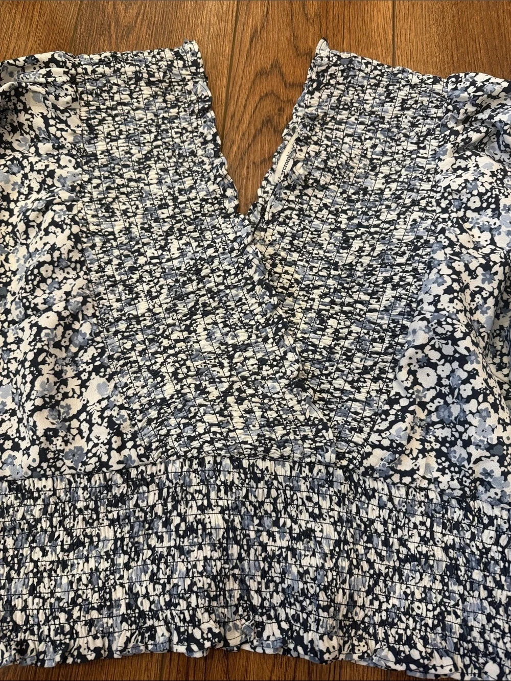 Abercrombie & Fitch Black and White Floral Smocked V-Neck Blouse